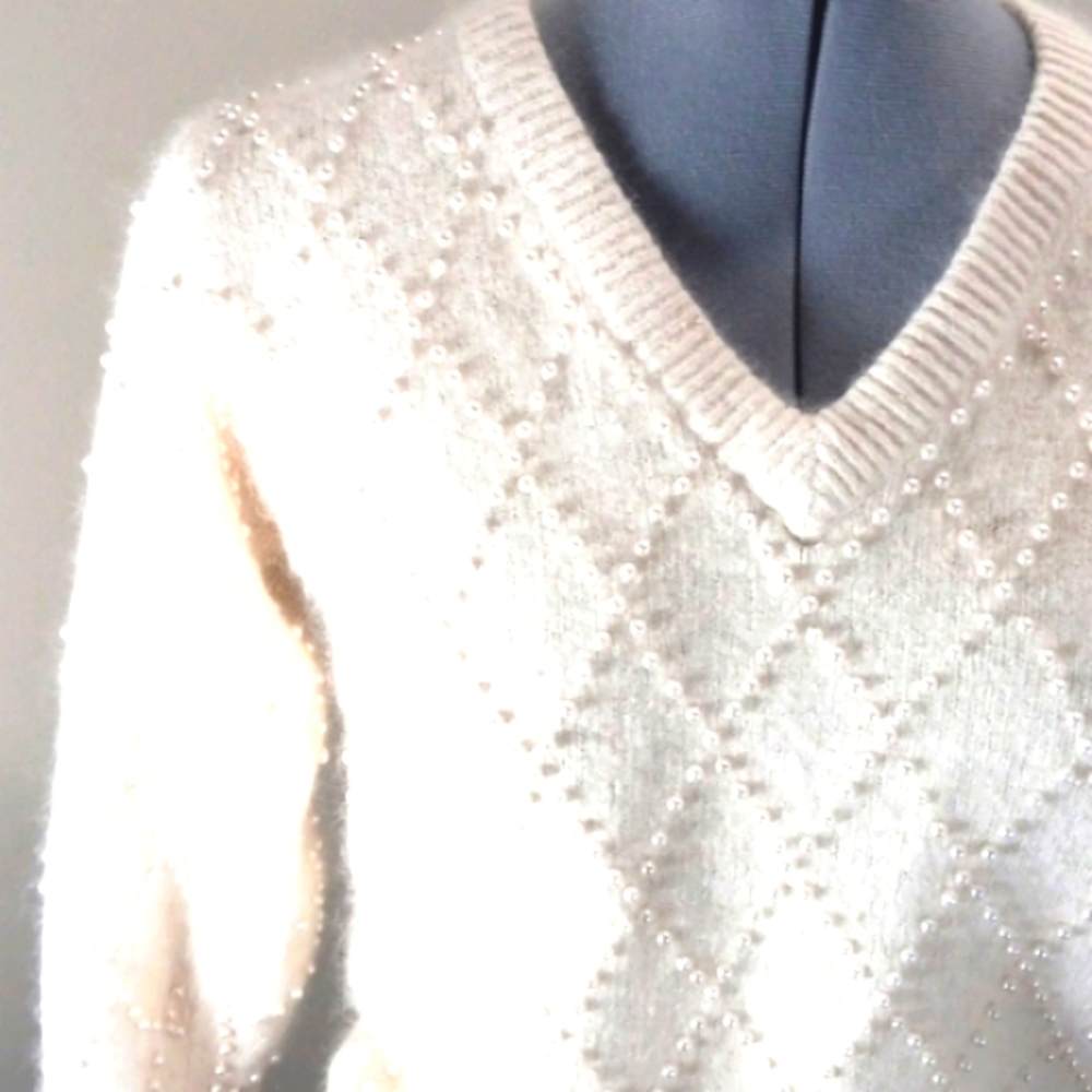 Studio (Michelle Stuart) Silk/Angora/lambswool/ Pearl Off White